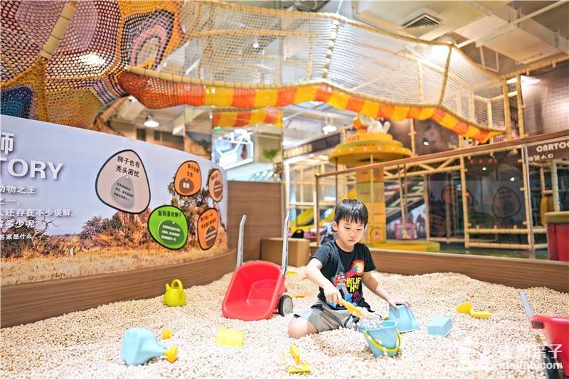 双11大促卡通尼safari非洲丛林主题沉浸式乐园中环店开启丛林探险